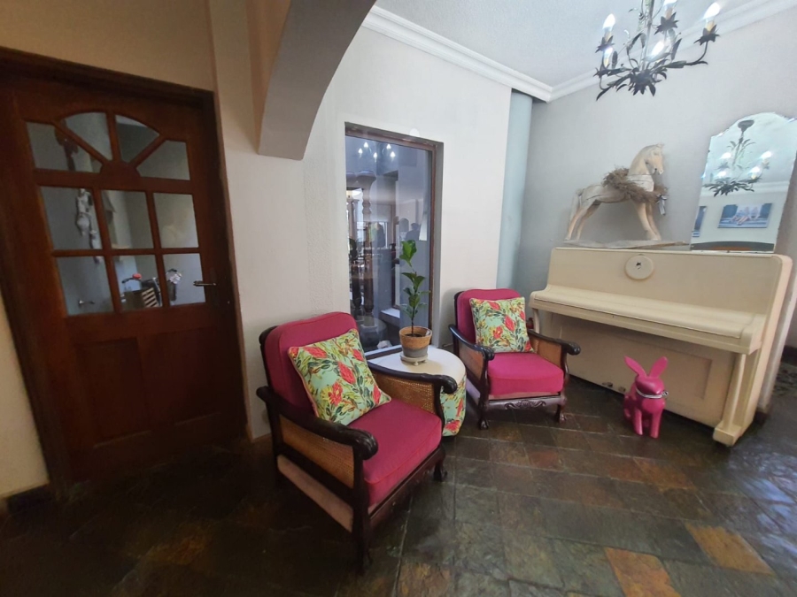 5 Bedroom Property for Sale in Vaalpark Free State